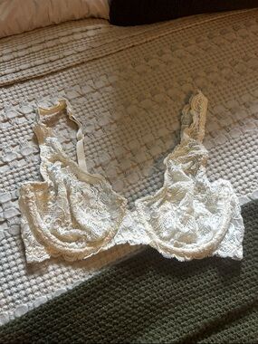 Ralph Lauren Cream Lace Underwire Bra 34C